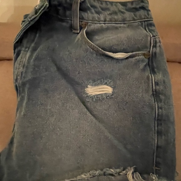 Sisstr evolution Distressed, button front, Raw Hem, denim shortie shorts - Picture 2 of 5